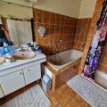 Ancienne salle de bain avant rénovation sanitaire à Chimay